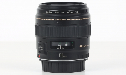 Canon EF 100mm f2 USM